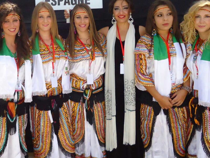 clases-de-danza-arabe-en-alicante Clases de danza árabe en Alicante. Aprende árabe en un ambiente muy divertido y cercano