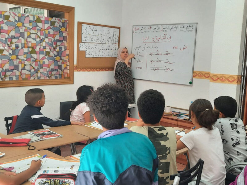 Cursos y clases de árabe en Alicante. Aprende el idioma árabe de forma divertida.