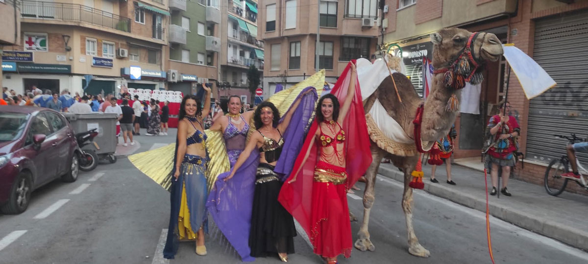 clases-de-baile-arabe-alicante clases de baile árabe en Alicante. Disfruta de nuestras danzas argelinas. Conozca nuestra academia en Alicante